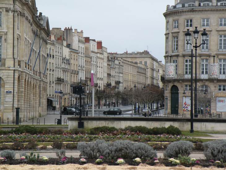  Cours du Chapeau Rouge